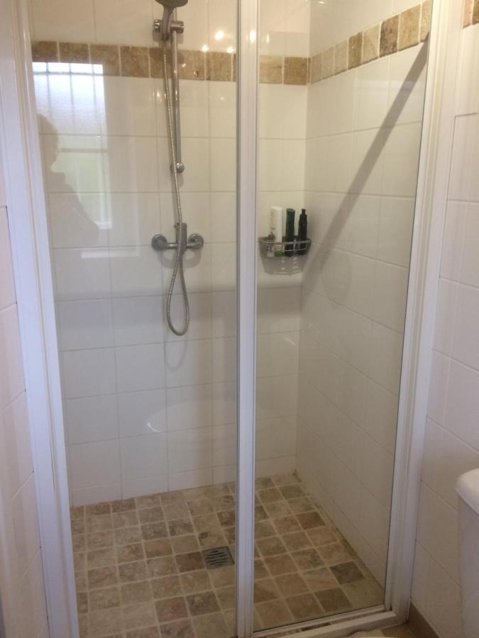La Bretauche Apartment Checy Bagian luar foto